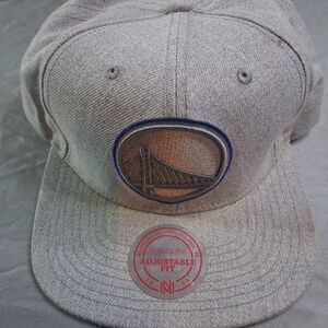 Nostalgia Gray Bridge Embroidered Cap
